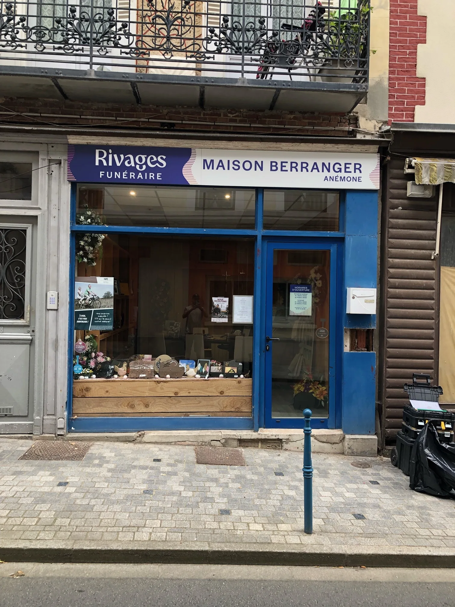 Façade de l'agence Pompes Funèbres Maison Berranger, 28 rue du Maréchal Foch à Villers-sur-Mer